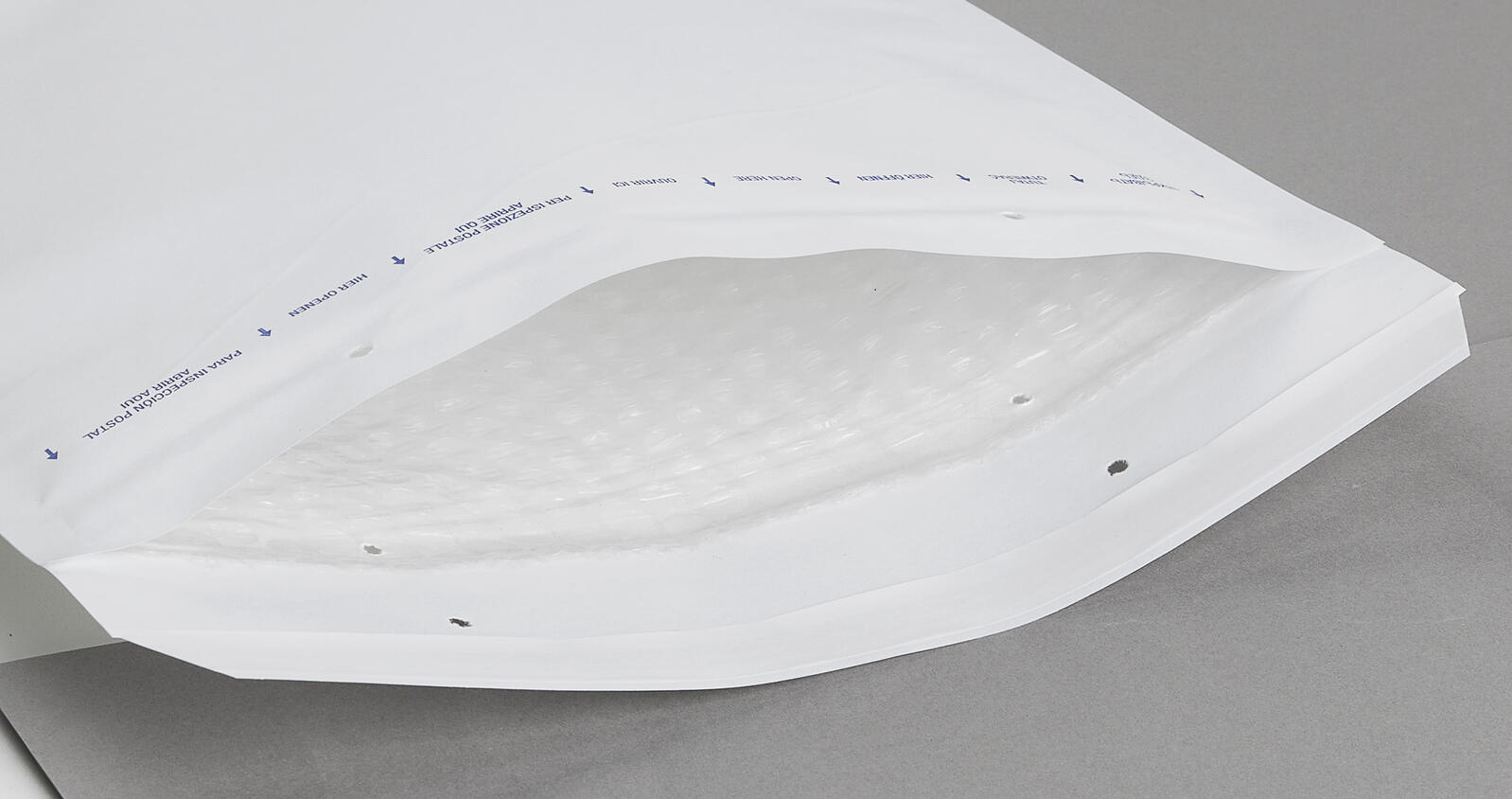 aroFOL® CLASSIC W8/H Luftpolstertaschen für DIN C4 weiß