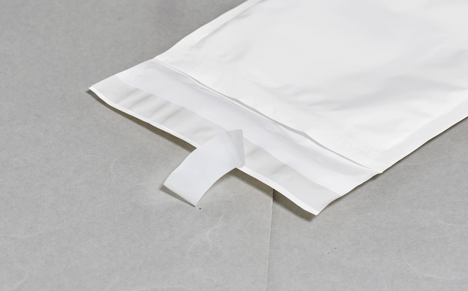 aroFOL® POLY 3/C Luftpolstertaschen für A6 weiß