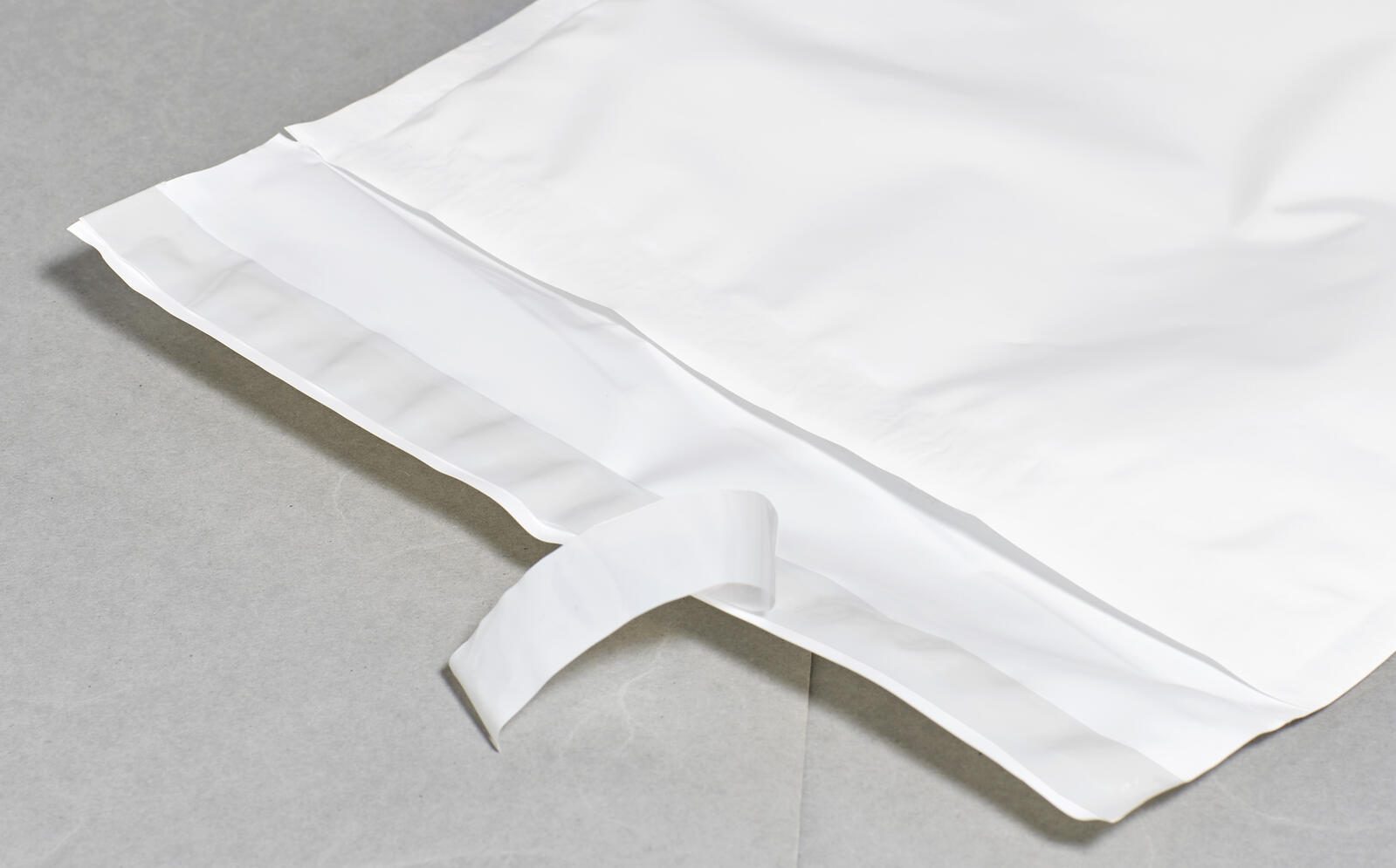 aroFOL® POLY 5/E Luftpolstertaschen für DIN C5 weiß