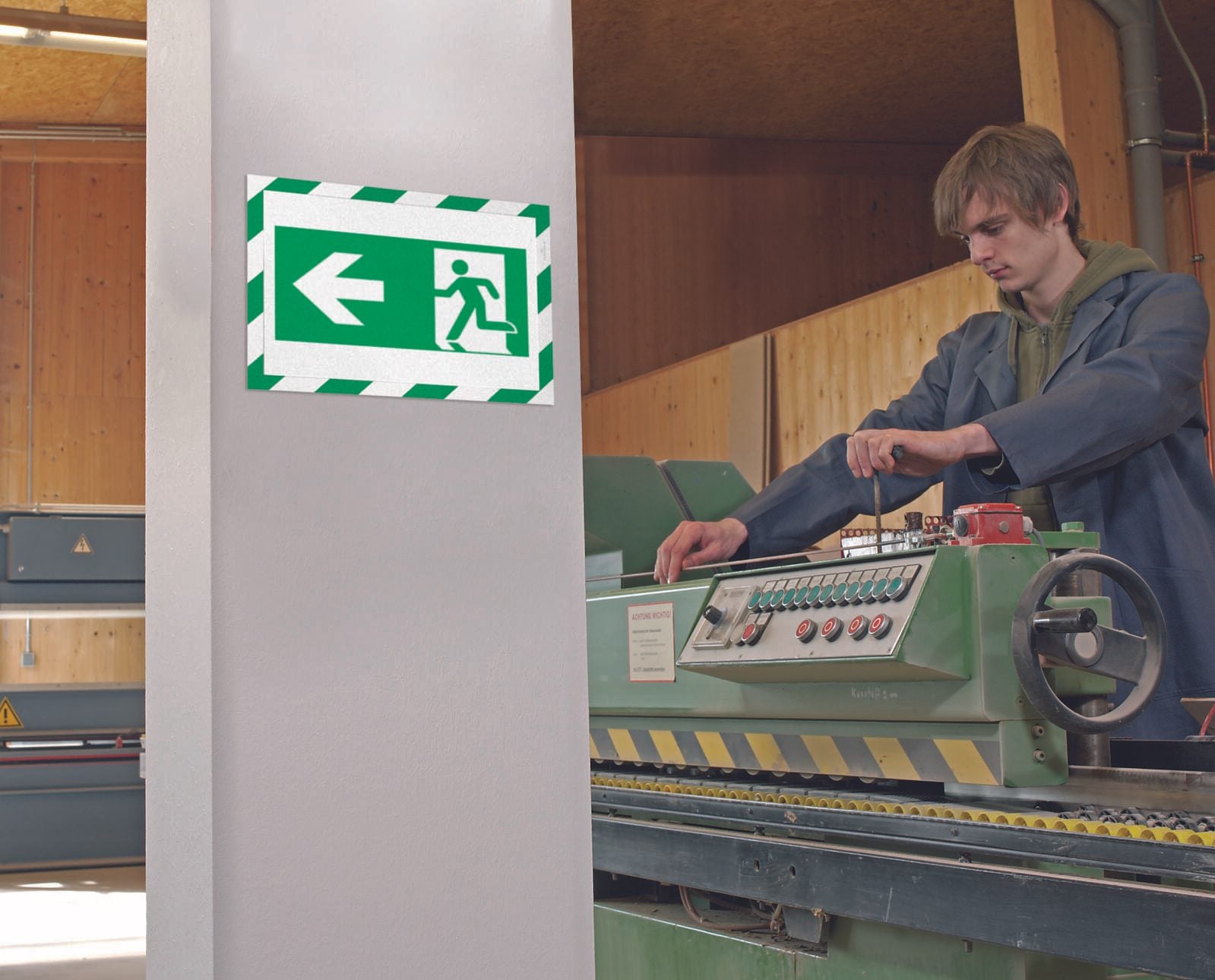 DURABLE Magnetrahmen DURAFRAME® MAGNETIC SECURITY A4 A4