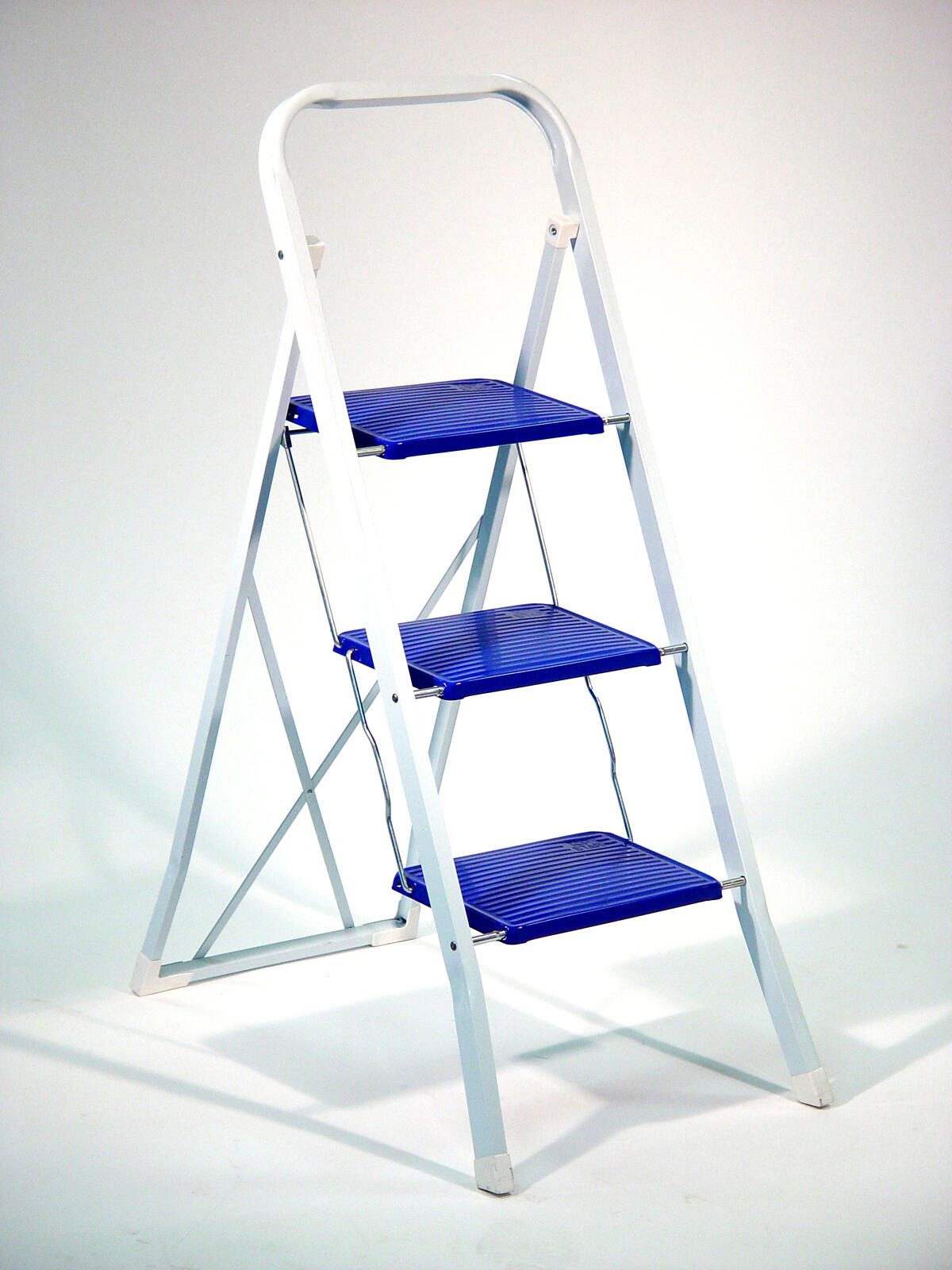 Klapptritt farbsortiert 3 Stufen, H: 104,0 cm