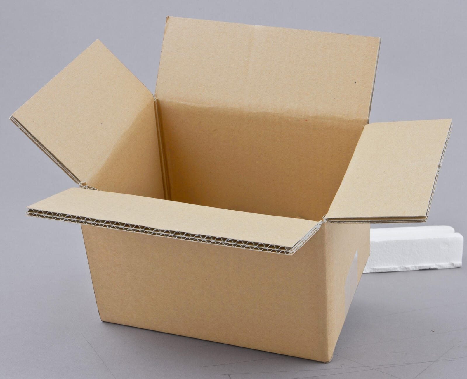 Nestler Wellpapp-Faltkartons 2-wellig braun 21,0 x 15,0 x 13,0 cm