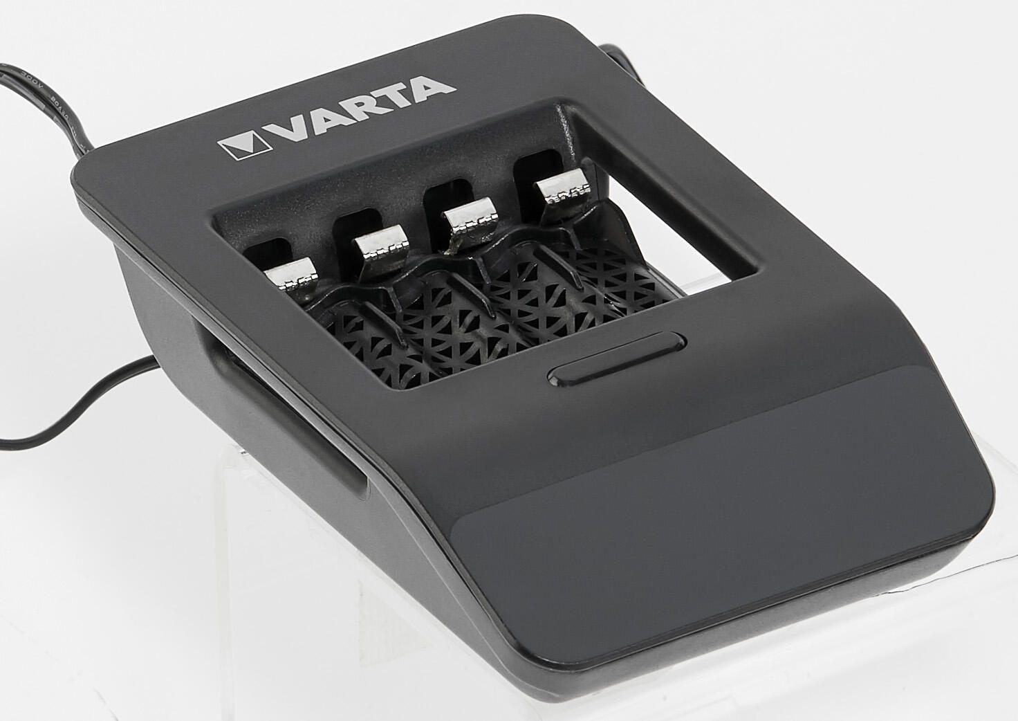 VARTA Akku-Ladegerät inkl. Akkus LCD Smart Charger+
