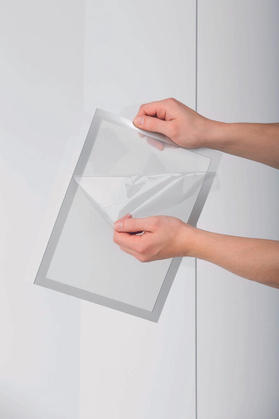 DURABLE Magnetrahmen selbstklebend A4 silber