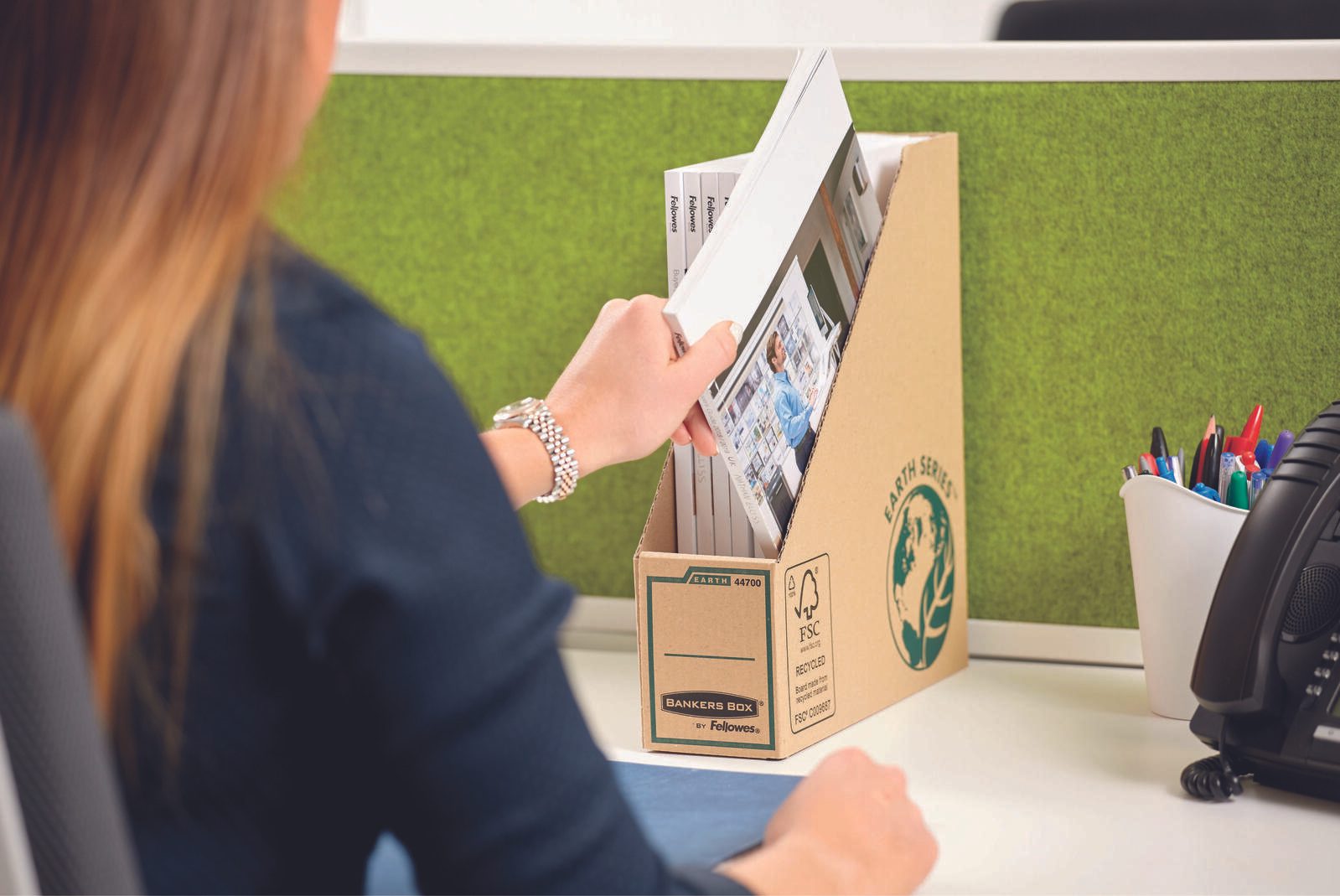 Bankers Box Archiv-Stehsammler Wellpappe braun , DIN A4