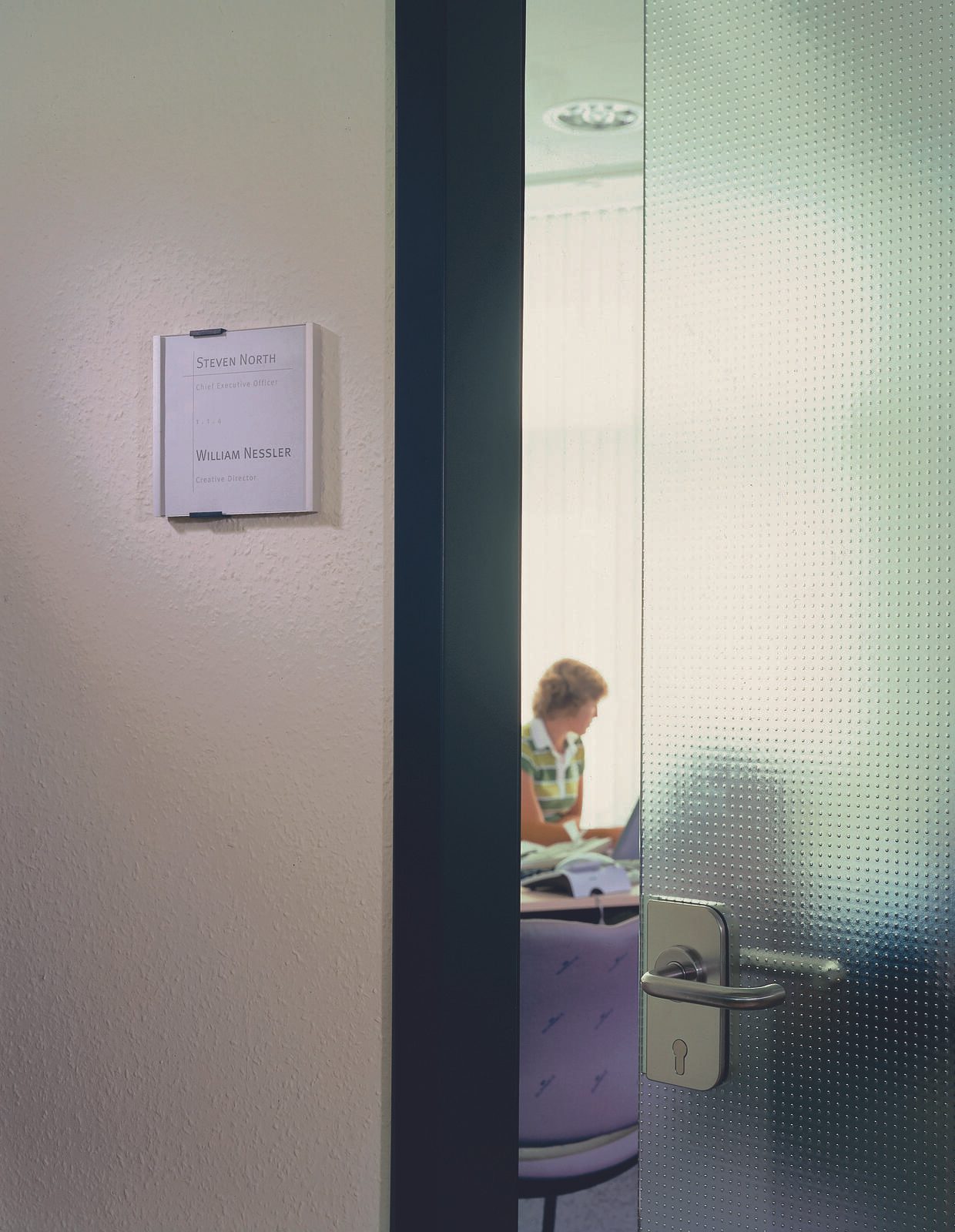 DURABLE Türschild 14,9 x 14,85 cm silber
