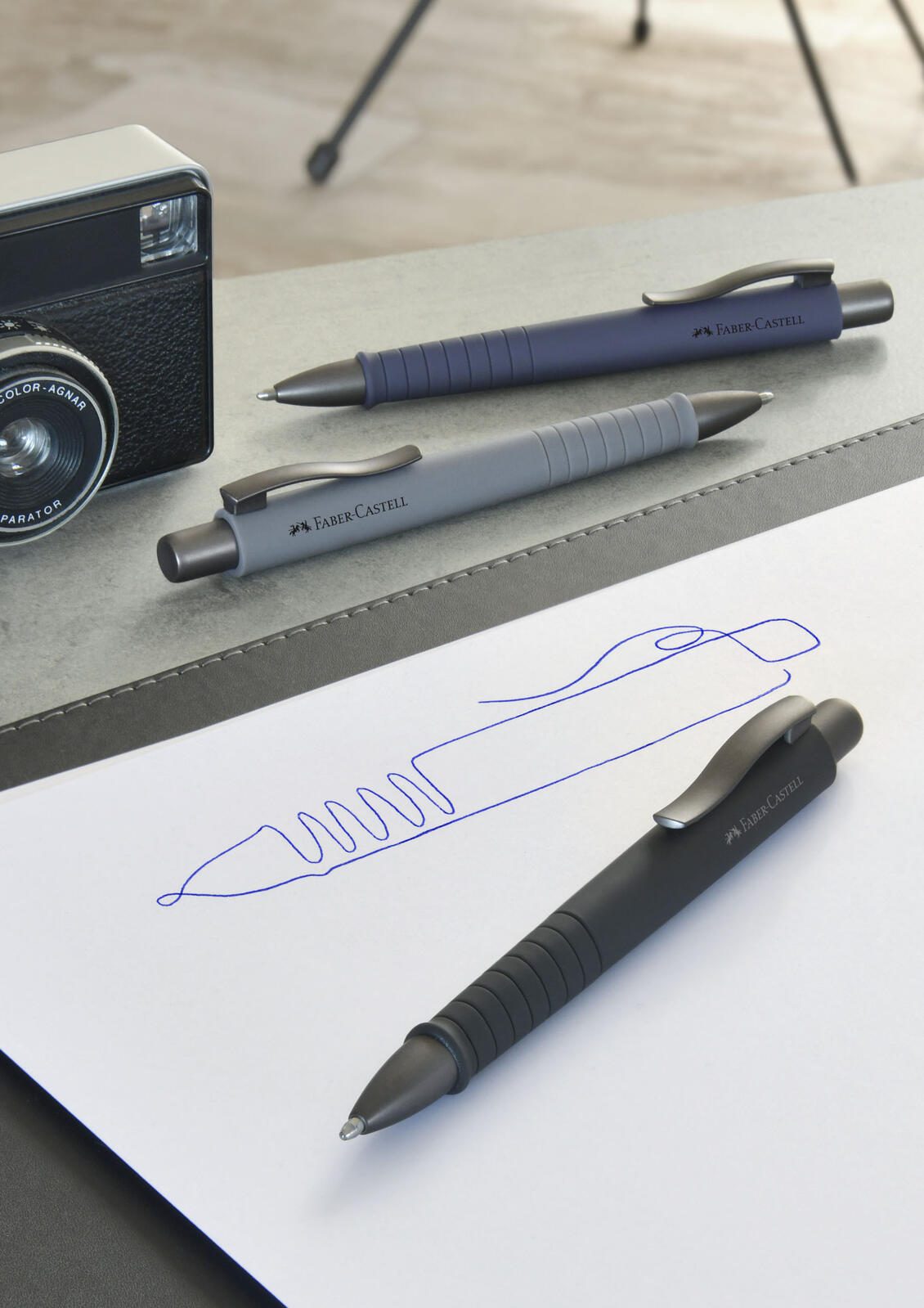 FABER-CASTELL Kugelschreiber 0.7 mm Blau