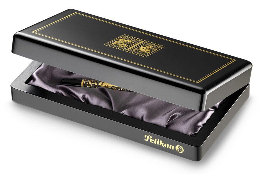Pelikan Kolbenfüller Toledo M700 schwarz
