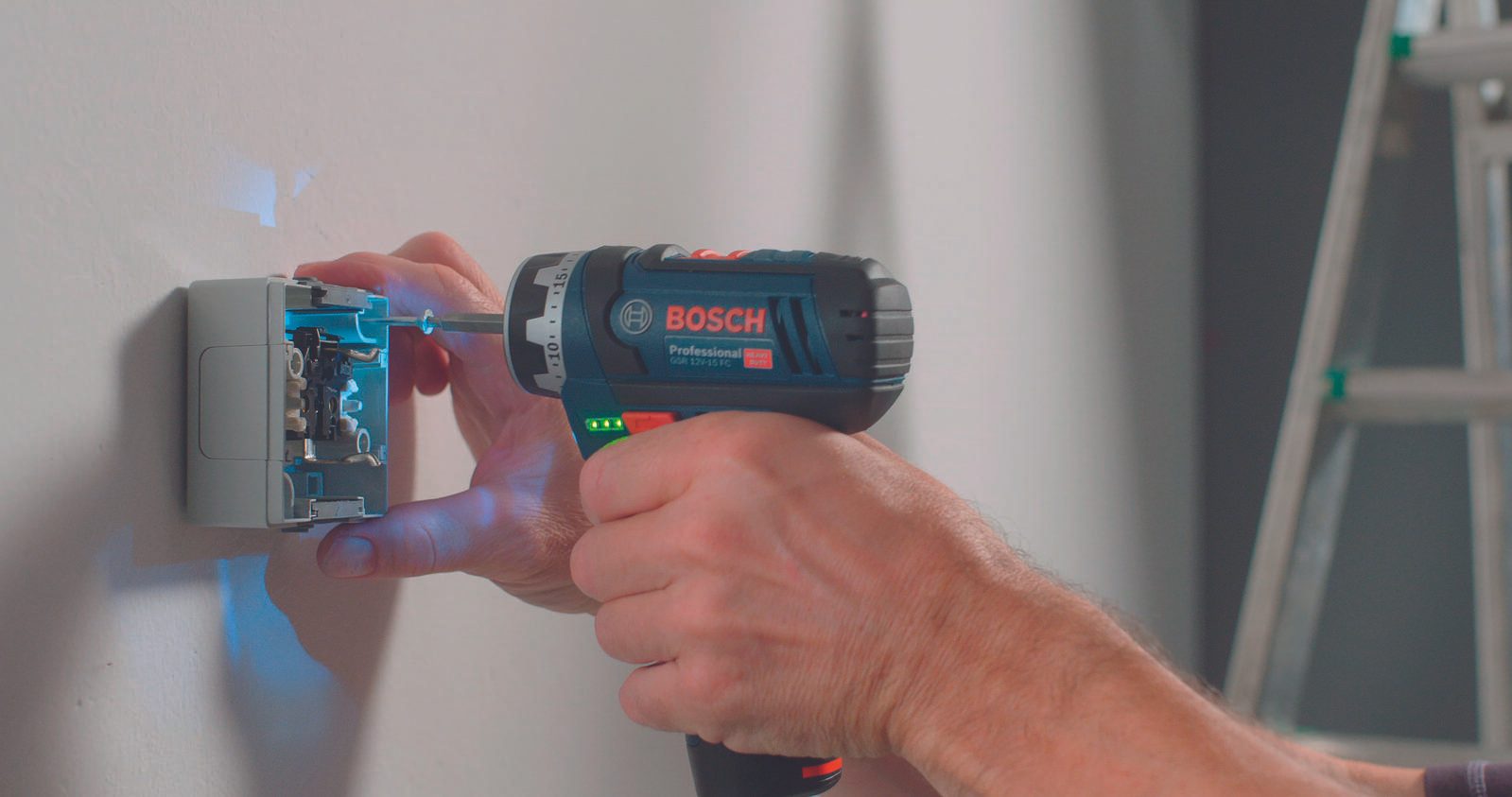 BOSCH Professional Akku-Bohrschrauber-Set GSR 12V-15 FC