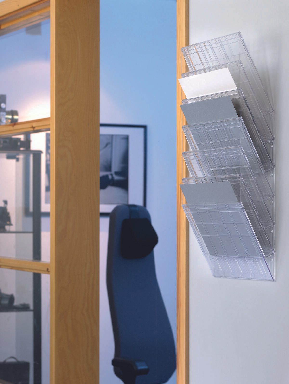 DURABLE FLEXIBOXX Wandprospekthalter DIN A4 hoch 6-Fach transparent