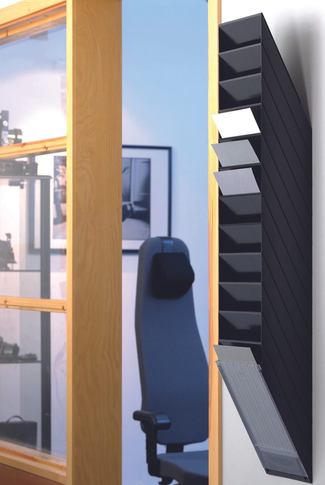 DURABLE FLEXIBOXX Wandprospekthalter DIN A4 12-Fach schwarz