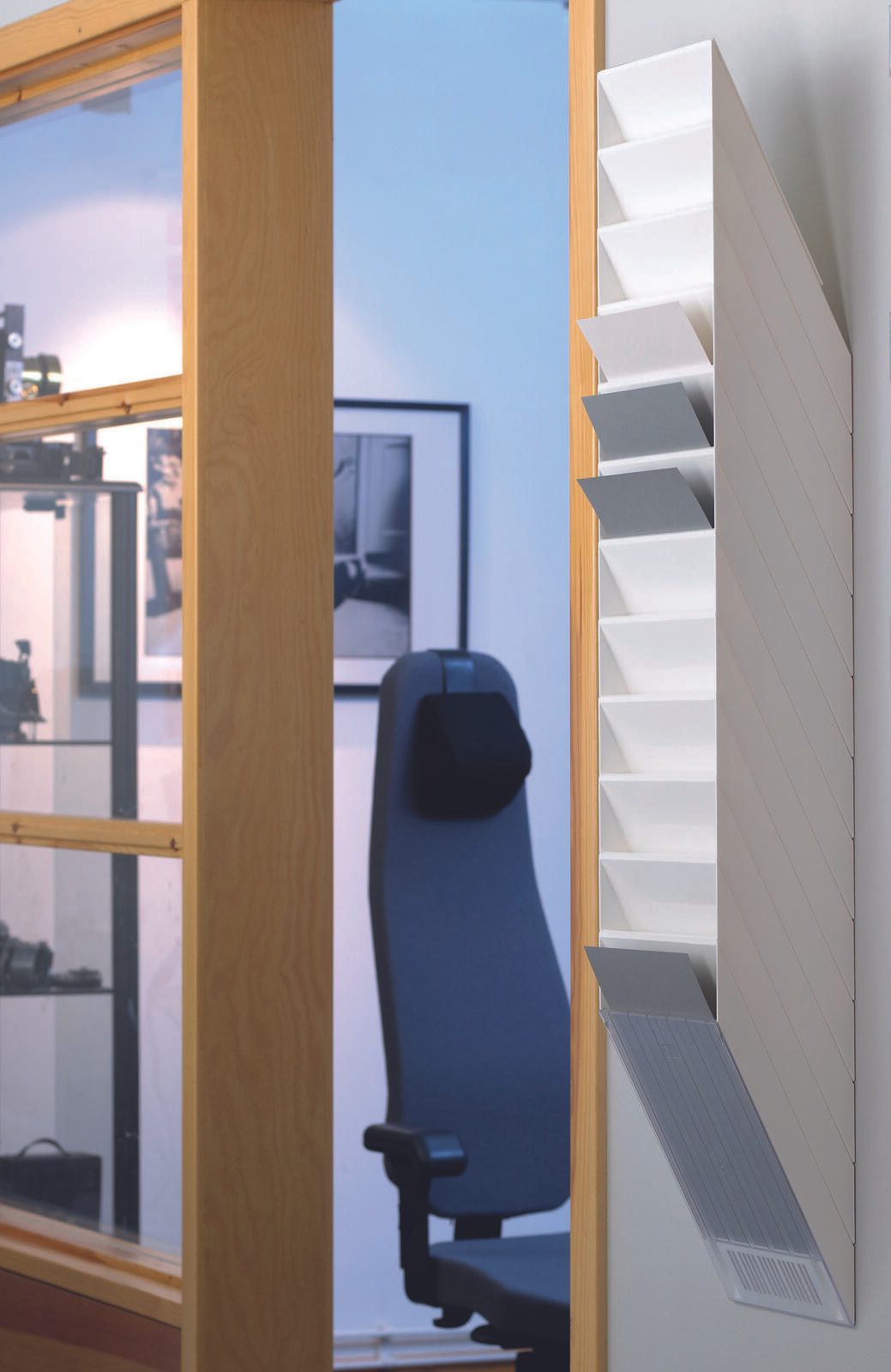DURABLE FLEXIBOXX Wandprospekthalter DIN A4 12-Fach weiß