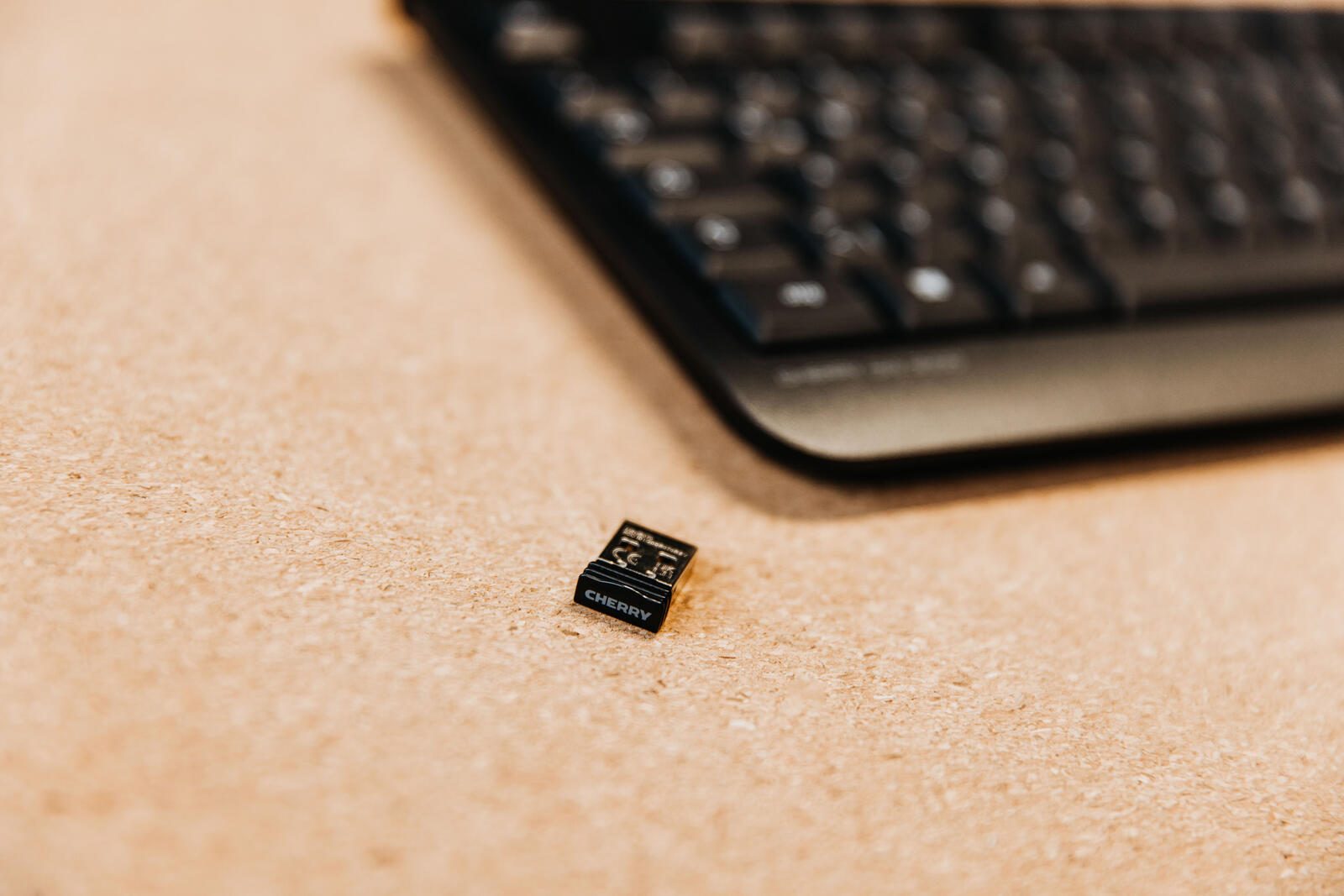 Cherry Tastatur kabellos KW 3000 schwarz