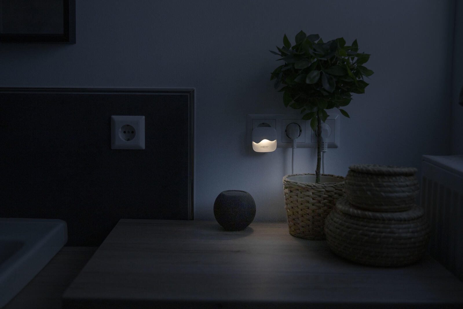 ANSMANN Nachtlicht 6 cm weiß