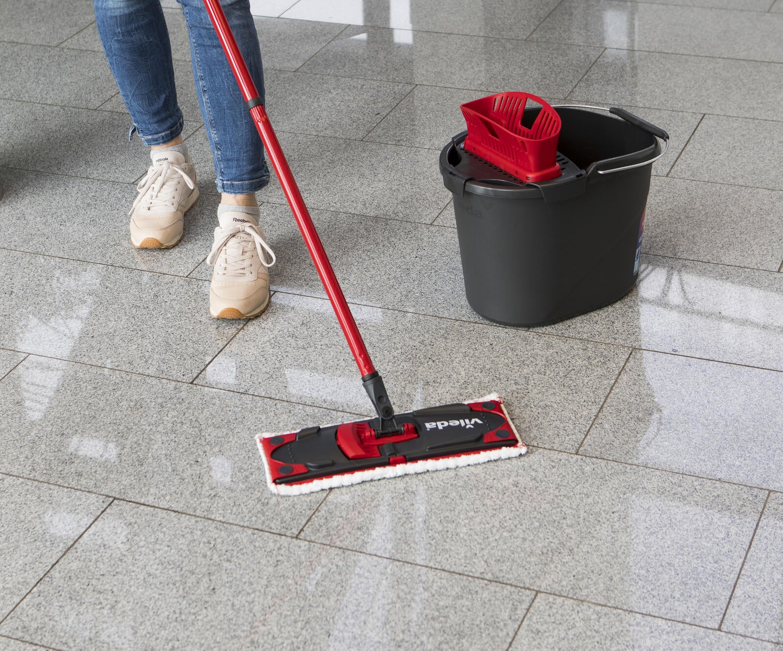 vileda ULTRAMAX Wischsystem für Parkett und Laminat