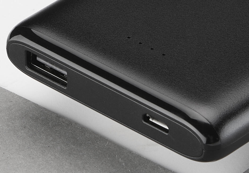 hama SLIM 5HD Powerbank 5.000 mAh schwarz