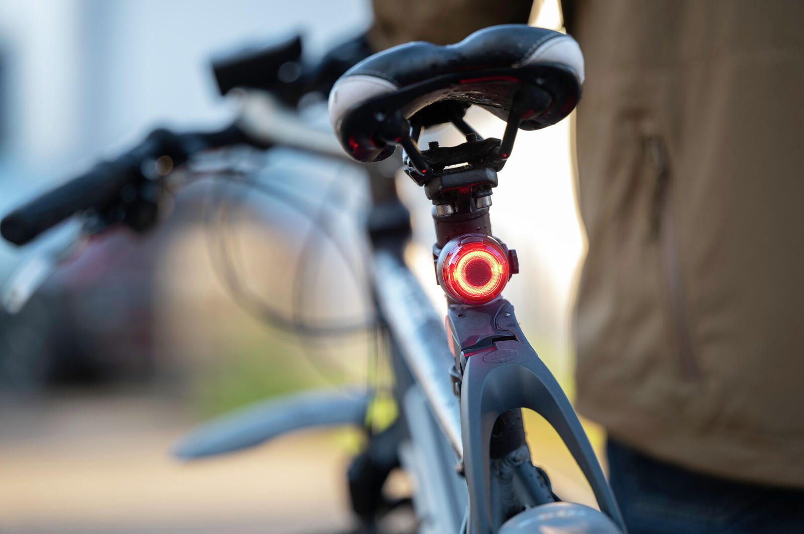ANSMANN Fahrradbeleuchtung schwarz