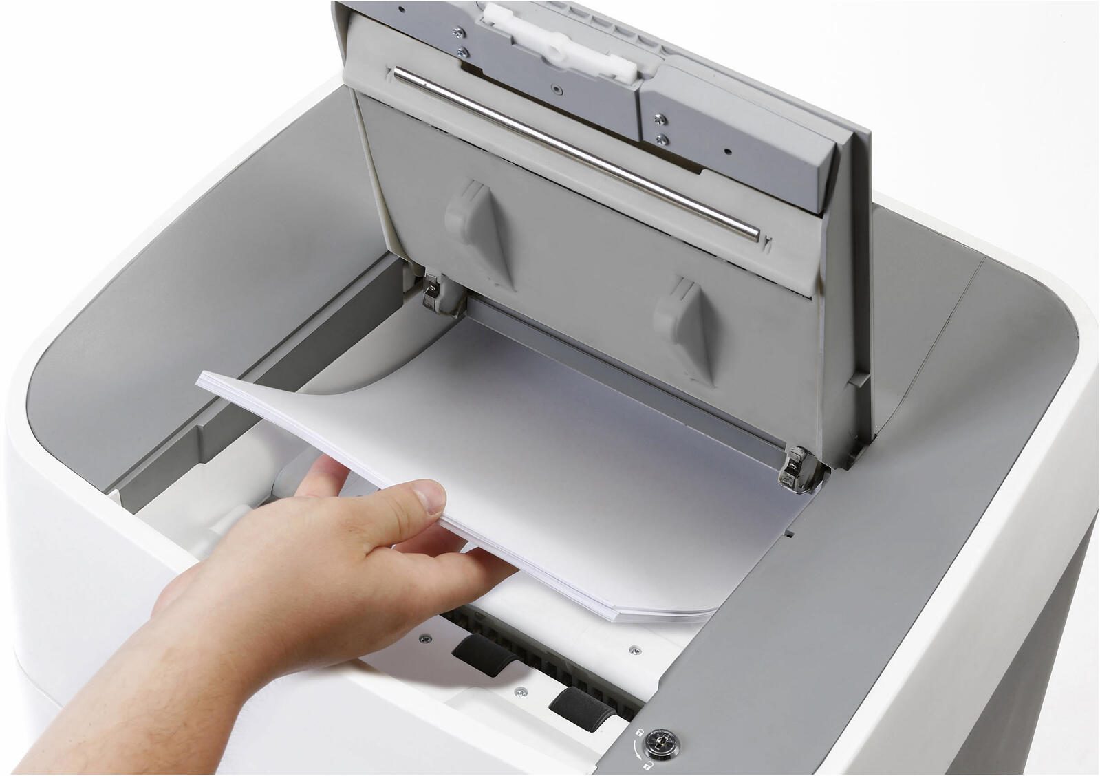 DAHLE ShredMatic 300 Aktenvernichter mit Partikelschnitt