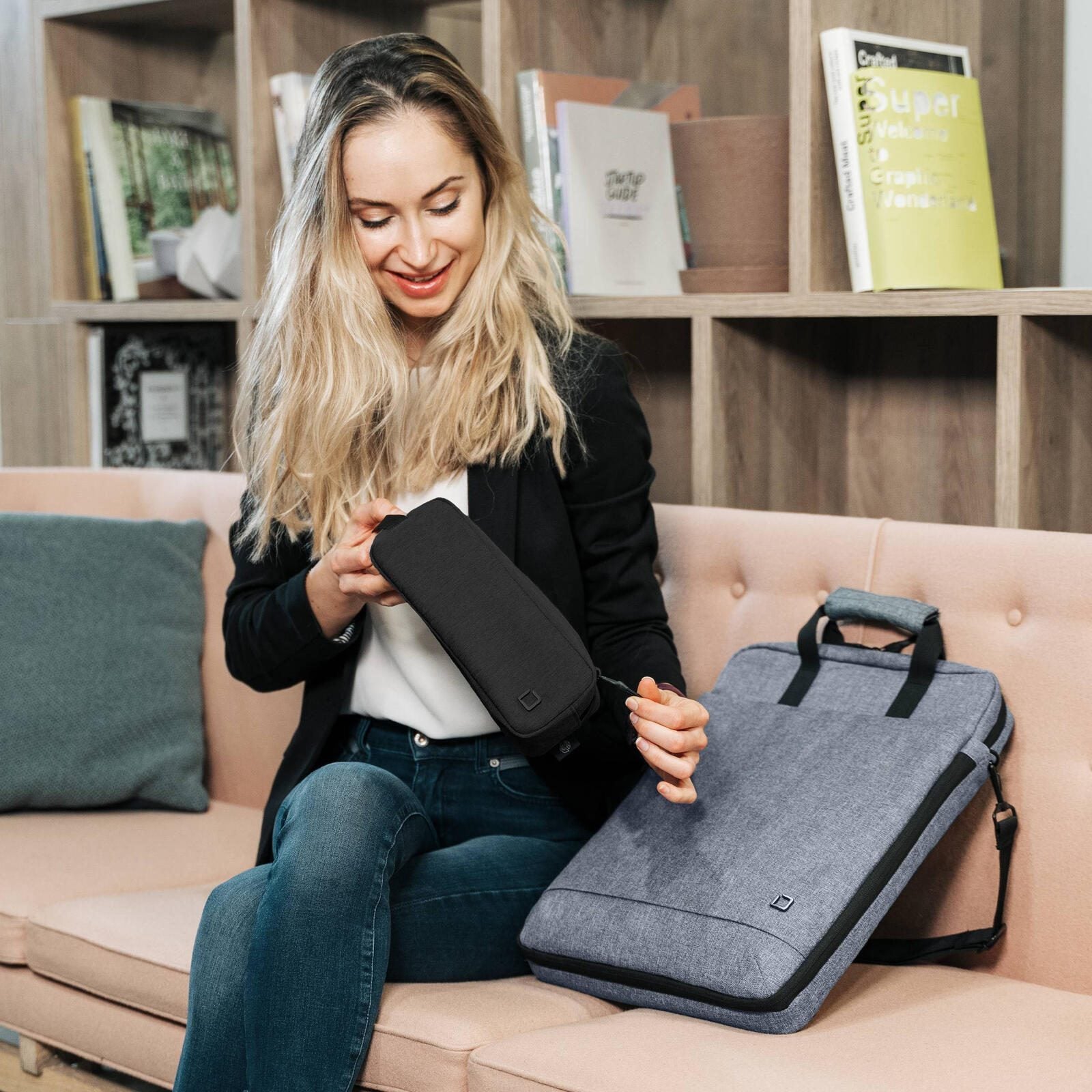 Dicota Notebookzubehör-Tasche Eco MOTION 23,0 x 8,0 x 9,0 cm schwarz