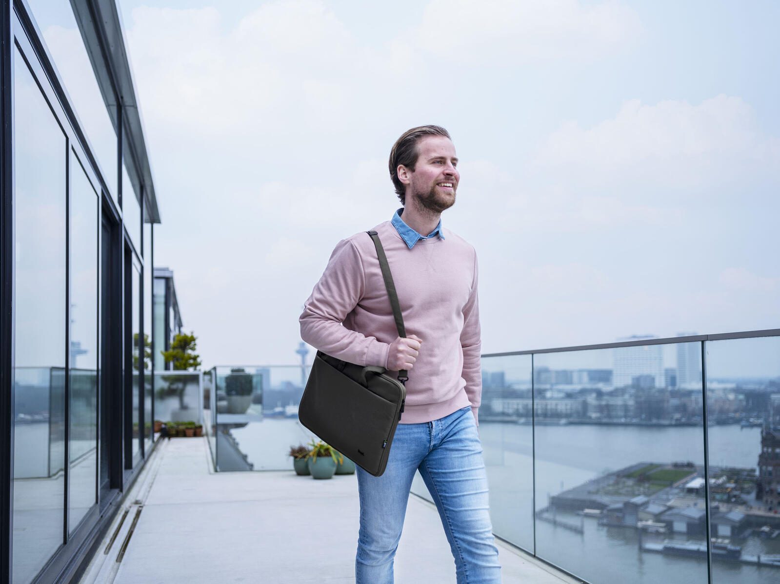 Trust Bologna Slim Laptoptasche bis 16 Zoll - Grün