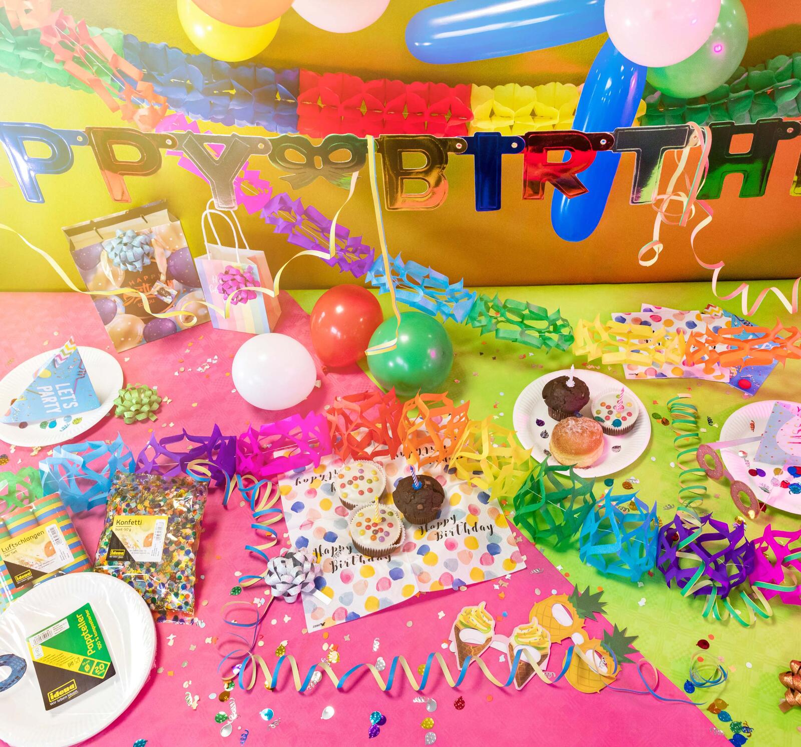 Idena Luftschlangen bunt