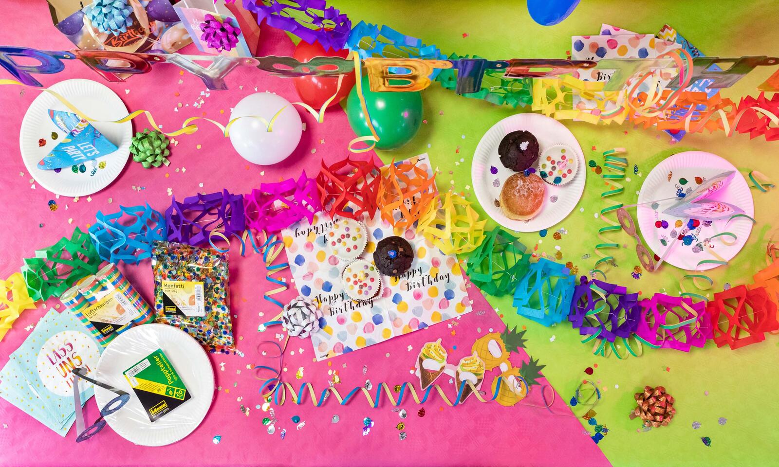 Idena Luftschlangen bunt