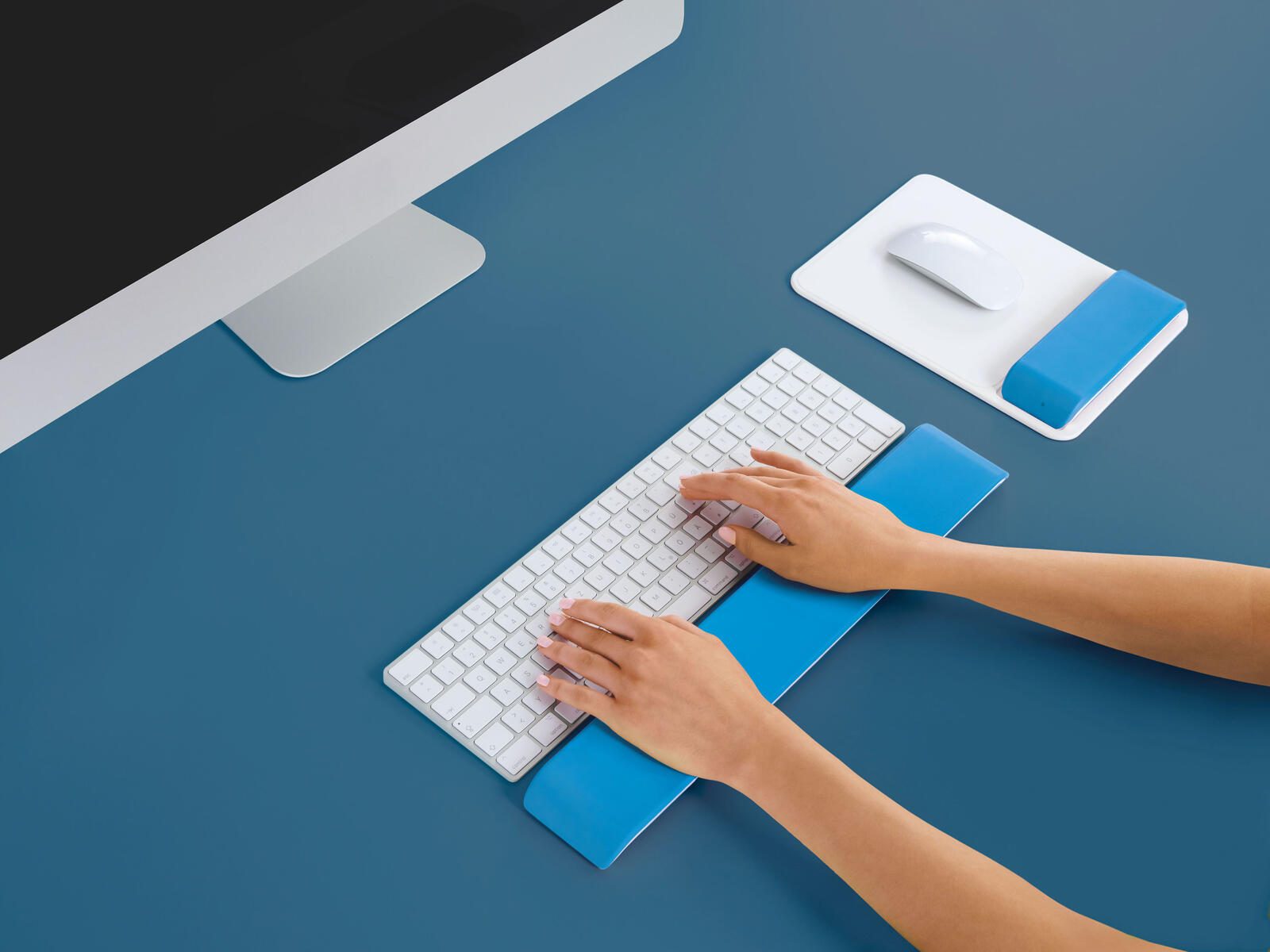 LEITZ Tastatur-Handballenauflage Ergo WOW blau, weiß