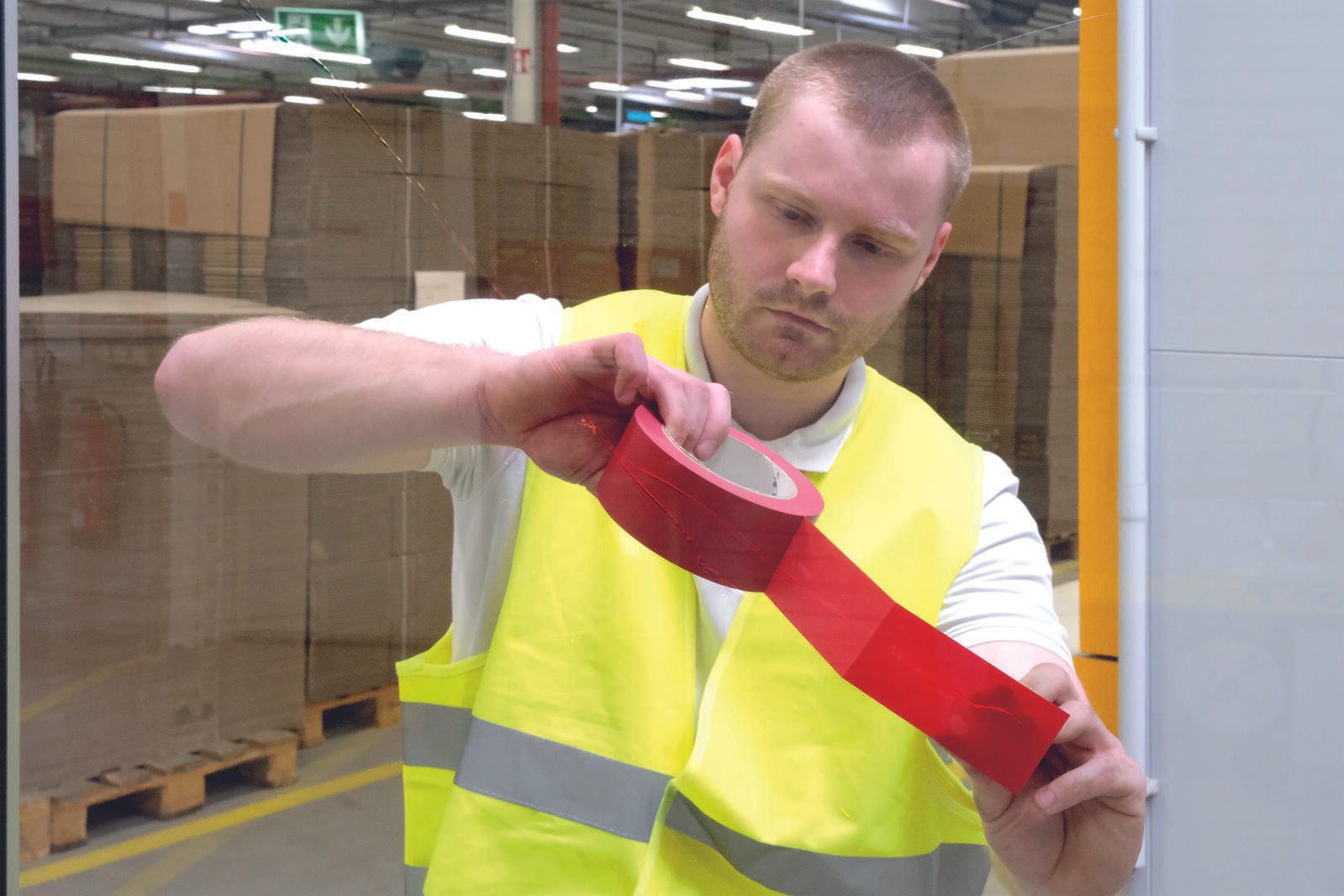 DURABLE Duraline Basic Bodenmarkierungsband 50 mm x 33 m rot