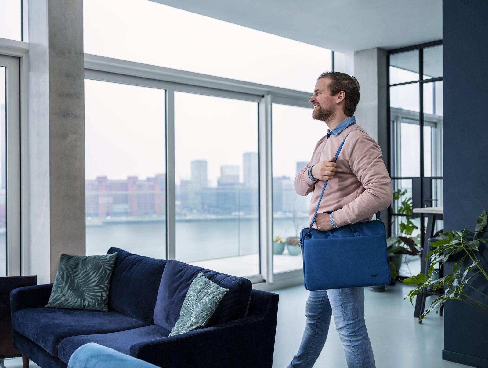 Trust Bologna Slim Laptoptasche bis 16 Zoll - Blau