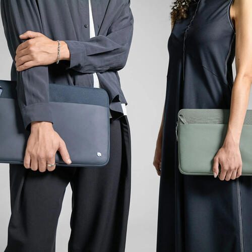 Incase A.R.C. Schutzhülle mit Tasche 16 Zoll