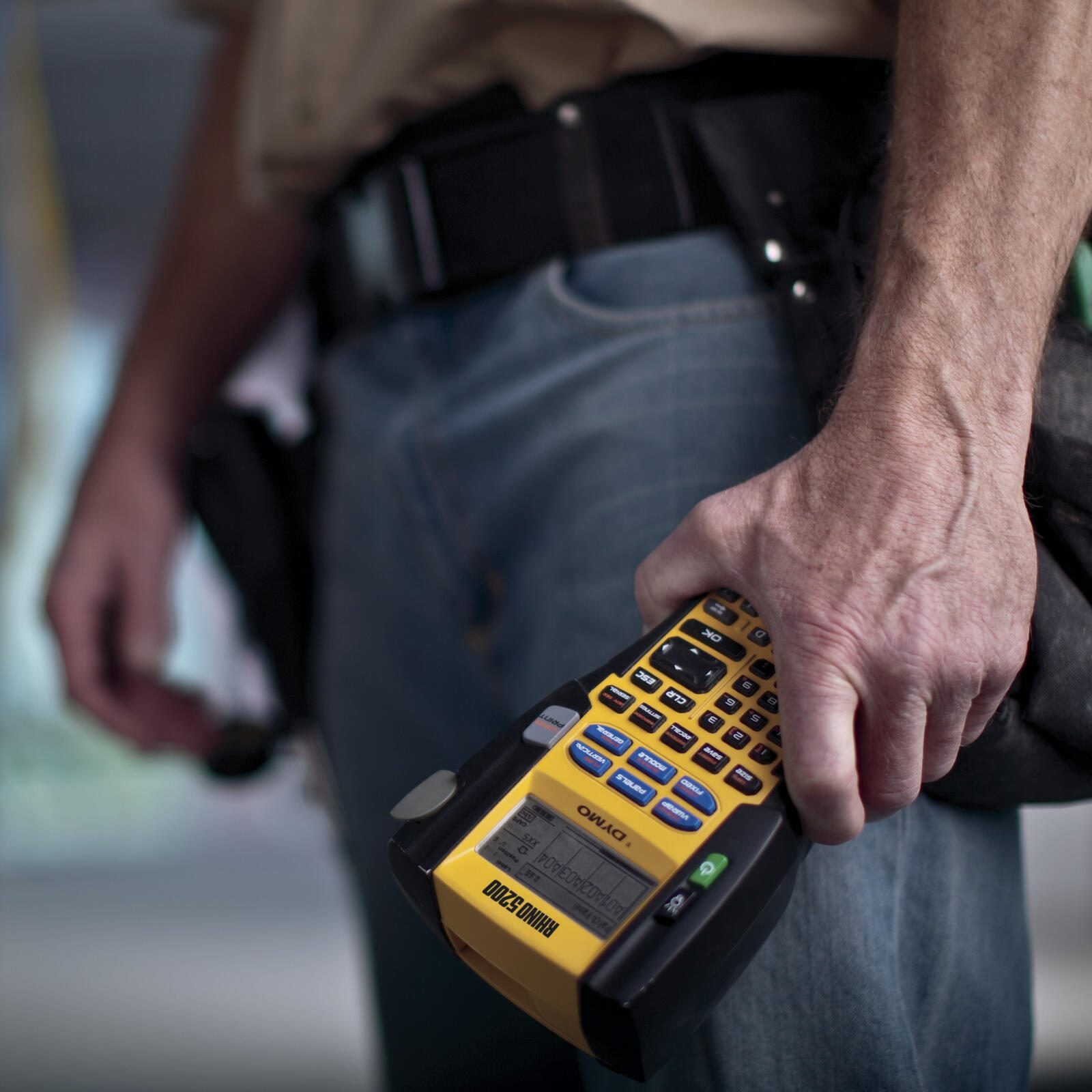 DYMO® Rhino 5200 - Industrielles Beschriftungsgerät, ABC-Tastatur, im KofferSet