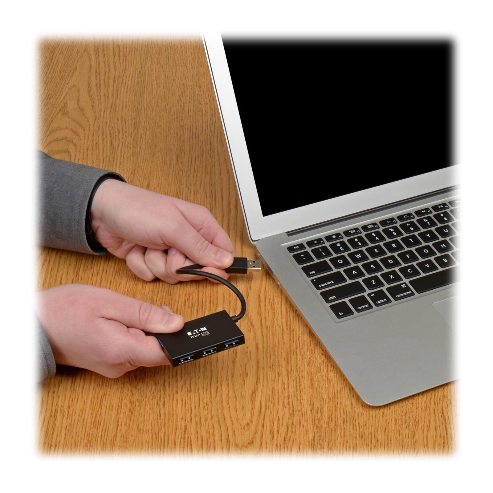 Eaton Tripp Lite Series 4-Port USB 3.0 SuperSpeed Slim Hub, 5 Gbps - 4 xUSB-A , Portable, Aluminum