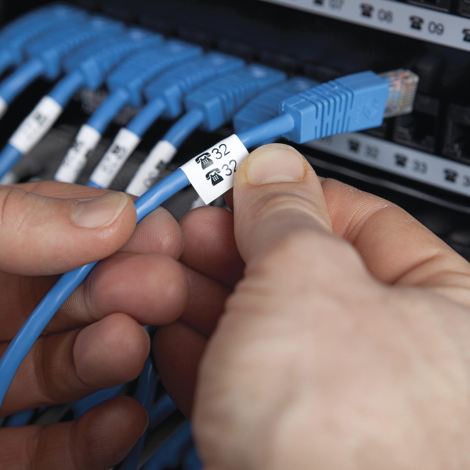 DYMO® Rhino 4200 - Industrielles Beschriftungsgerät mit QWERTZ-Tastatur